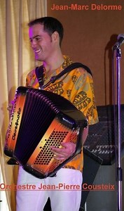 jean marc delorme, il débute le solfège et l'accordéon à partir de 10 ans et par la suite il s'adonne à la trompette - Musicali  la musique à découvrir daniel bonin