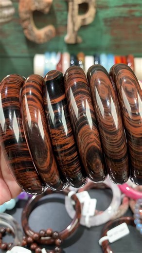 Red Obsidian Bangle Coming🥰#crystal #bangels #natural #jewelry #obsidian