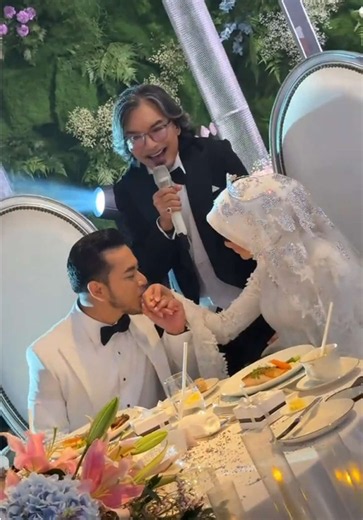Anuar Zain for Putri & Naim’s reception 🦢🤍✨ #weddingcontentcreator #fyp #bawalexclusivewedding