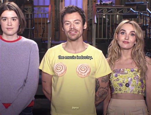 im so excited for thr fights in the comment section 😝 #harrystyles #harrystylesedit •tags: @94rrys, occasionally. @✶𝓵𝓸𝓾𝓲𝓼𝓮✶ @mqroonsturn @ashes ౨ৎ @mary🍒 @HSHQ @hs1rry_ harry styles, harry styles snl, harry styles new album, kiss all the time disco occasionally, harry styles edit