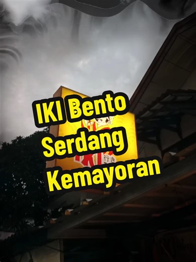 IKI Bento Serdang Kemayoran Makan enak, kenyang, komplit, cuma Rp 12.000? Seriusan ini IKI Bento?!,Gila sih, ini deal rahasia yang wajib banget kalian serbu sekarang juga! Awalnya aku kira harganya mahal, eh pas lihat di TikTok, ternyata ada promo gila-gilaan!,Dari Rp 26.000 jadi cuma Rp 12.000 aja, udah dapat Shrimp Roll, Ebi Furai, 2 Egg Roll, Nasi, Salad, Sambal, Mayo!,Kalian juga bisa dapetin promo ini! Tinggal klik lokasi IKI Bento di kiri bawah, pilih voucher 'Serbu Tiktok', dan langsung c