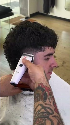 Master the Burst Fade & Taper Hybrid with Top Clipper Techniques #fade #barber #clipper