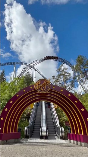 POV: riding the best escalator in Norway 🇳🇴🎢