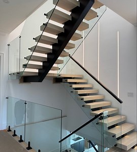 [Hot Item] Ace L Shape Solid Wood Steps Straight Metal Mono Double Stringer Staircase