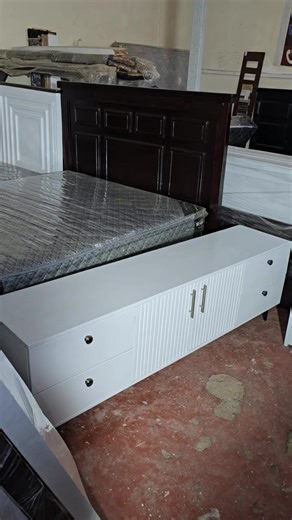 Modern Furniture Setup: Bed and TV Stand Ideas