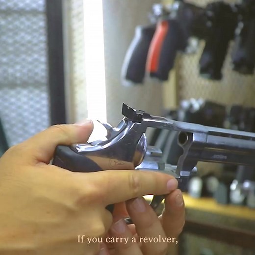 2.9K views · 1.5K reactions | Western Revolver Holsters Since 1952 鸞...