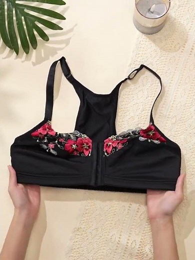 + Size Wireless Bra with Front Closure Floral Design | Comfy & Supportive Lingerie for Curvy Women