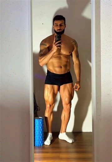 #bodybuilding #fitness #athlete #fy