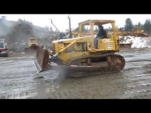 D5B Caterpillar Dozer