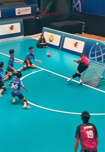 😳 That HURTS ! #tchoukball #handball #sport #volleyball #football