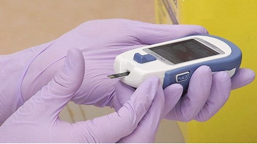 簡易血糖測定の実施方法 | 動画でわかる看護技術 | 看護roo![カンゴルー]