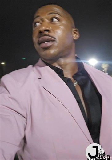 The Boy Is Mine Tour, featuring Brandy and Monica, stopped in LA, and what a beautiful beautiful night of black excellence!!!!! Omggg #TheBoyIsMineTour #JustinTheModel #JustinWilliams | Justin Justinthemodel Williams | Facebook