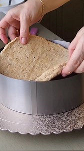 80K views · 1K reactions | Kremasta plazma torta sa malinama https://youtu.be/SNgMSpPcnUI?si=A0vu6VemMYW2JLmW | Sanja Mandic Sanjine djakonije | Facebook