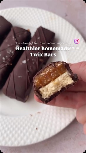 39K views · 107 reactions | These Healthy Homemade Twix Bars are a...