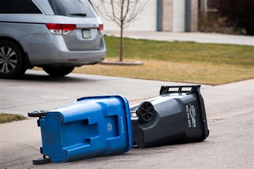 Live updates on wind in Colorado: Thousands without power