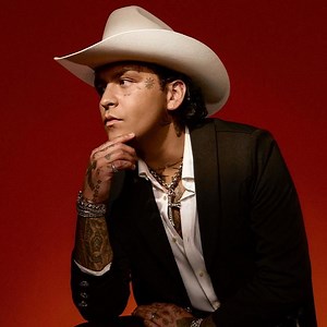 DE LOS BESOS QUE TE DI - Christian Nodal - LETRAS.COM