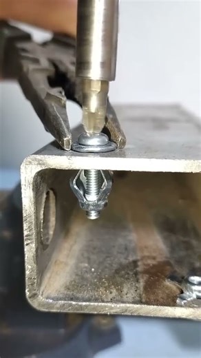 Knowing what code is used here can be called a master#CNC​​ lathe #turn​​-milling #CNC​​ programming