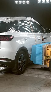 The Chery Tiggo 7 Pro side impact crash test! This vehicle scored 6.00 points out of 6.00 in the side impact crash test. This score, along with its solid performance across all other aspects of our testing contributed to its overall safety rating of 5 stars! 🚗💥 Read the full safety report at our website here: https://www.ancap.com.au/safety-ratings/chery/tiggo-7-pro/73e06f #Chery #Cherytiggo7pro #ANCAP #Crashtests #ANCAPSafety #CarSafety | ANCAP Safety Ratings