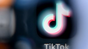Seriously, don't put paper clips in a laptop. Schools warn of new TikTok Chromebook trend