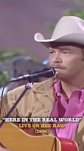 It’s #LastCallClassics 🤠 We’re taking it back to one of Alan’s with a performance on Hee Haw!