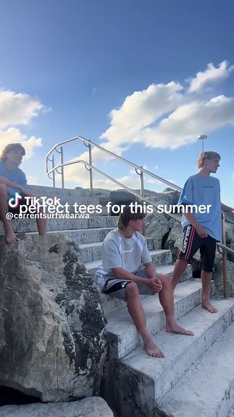 Perfect Surf Tees for Summer 2023