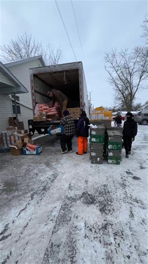 Living Bread Food Distribution on Reels