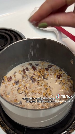 Gourmet Toasted Oats with Tahini and Dates Recipe