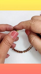 74K views · 1.7K reactions | Tutorial ... Paso a paso como Utilizar el alambre memoria para realizar brazalete con alambrismo. | C y C creaciones | Facebook