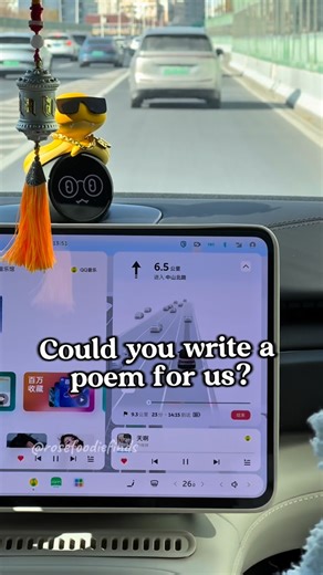 Rose • YEG / YVR Eats • Edmonton / Vancouver Food on Instagram: "Lots of talks of Chinese EVs coming to Canada. This is NIO car. It has a built in AI robot companion that can be personalized with different hats 🤖😆 I rode one with my family during my China trip. It can turn its head to face speakers & has facial expressions. It’s integrated with AI & can control car functions ( navigation, answers questions, windows, seat massage etc.). You can play games & have engaging conversations with it t