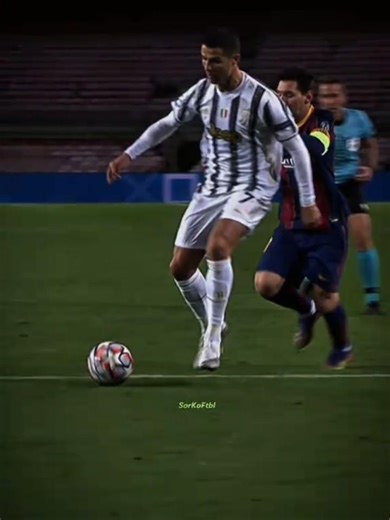 Ronaldo Vs Messi #neymar#ronaldojr #cr7#football#cristianoronaldo#ronaldo #soccerplayer#messi