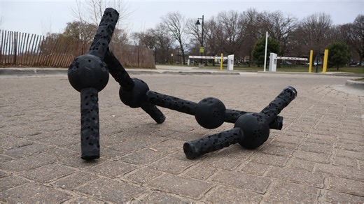 Engineers create 'alien-like' AI robot that can evolve and repair itself