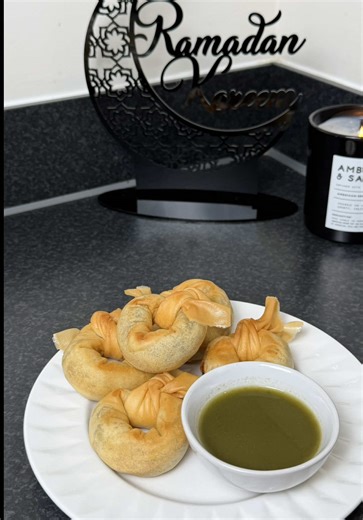 Delicious Samosa Knots Recipe
