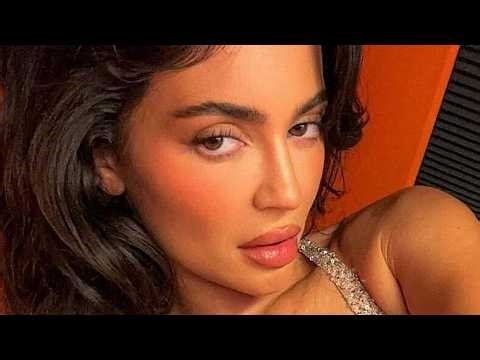 Kylie Jenner Sizzles In String Bikini As She Soaks Up The Sun