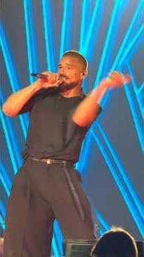 Ricky Martin - María LIVE in Italy 🇮🇹 | Only Italian Concert 2026 San Benedetto 🔥 #RickyMartin