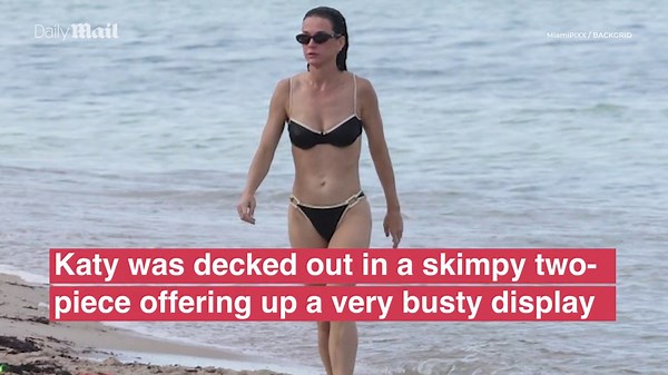 Katy Perry flaunts her fit and fabulous bikini body