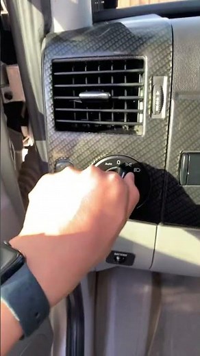 2017 Mercedes Benz Sprinter Headlight Chime and Turn Signal Sound