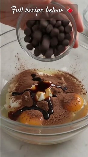 Best ever low carb flourless brownies! #keto #ketobrunch #dessert