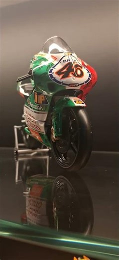 V.Rossi's 1999 era 250cc 2stroke, world champion, Imola, Mugello. Scale models 1/12 diecast #rossi
