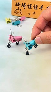 5.1M views · 25K reactions | Teach you how to use clips to make a small desktop bicycle ornament~ It's so cute when placed on the desktop ‍♀️ #fblifestyle #creative | Art, Crafts and Journals | Facebook