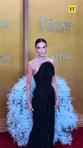 Demi Moore is leaving us wanting more! 😍 #ActorAwards | Entertainment Tonight
