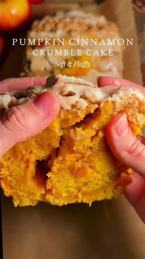 Easy Pumpkin Crumble Cake Recipe with Cinnamon Swirl