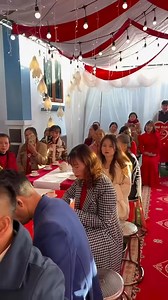 49K views · 350 reactions | Chú rể cất tiếng hát khiến cả rạp cưới...