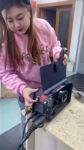 Install welding wire spool #Electric welding machine#Gasless MIG/MAG welding machine