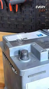 172K views · 428 reactions | No Bolt? Easy Battery Wire Connection Hack  | Everyday FAN | Facebook