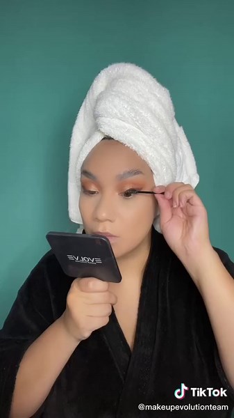 Shop all products at www.makeup-evolution.com #smallbusinesscheck