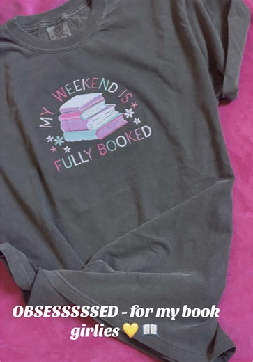 My weekend is fully booked! 📖 l!nk in bio!! OBSESSED!! 🫶🏻 #booktok #handmade #embroideredclothing #cuteness #bookishthings