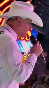 Y que tal este temazo de Lalo y Los Descalzos 😍 Estas preparad@ para cantar con Lalo y Los Descalzos? 😏🎶🎤💥 El SÁBADO 3 de MAYO en el Parque Ecológico Cerro Hū Adquirí tus entradas en Ticketea Paraguay 👀Primera fase hasta el 12 de abril 🕣 Mas información Cesar Cabrera Entretenimientos | El Rentero City Oficial