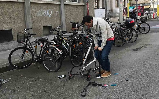 Pompe à vélo: son fonctionnement expliqué | Objectif Plein Air