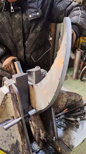 Industrial Metalworking: Cold Bending Technology & Auger Flight Welding