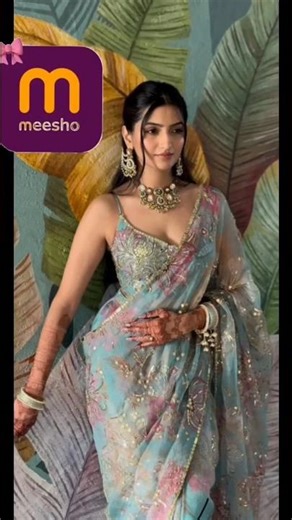 Koi bhi saari pasnd hai toh type kijye link#ytshorts #shortvideo #saari#meeshohaul